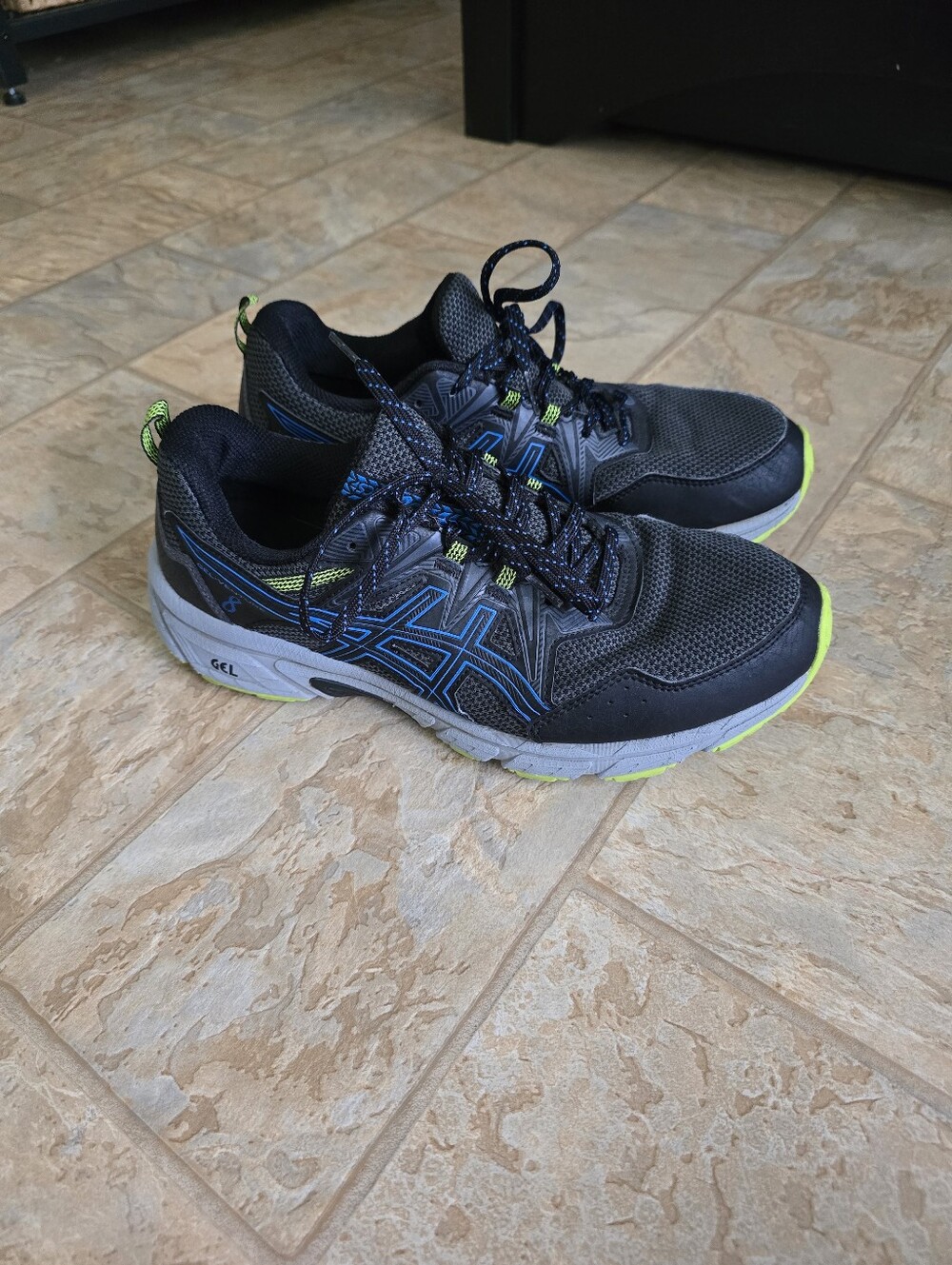 ASICS Men's Gel-Venture 8 running shoes